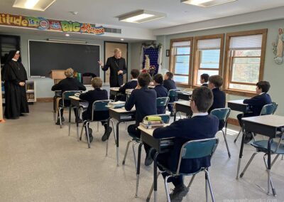 Bishop talks with the IHM 7th grade